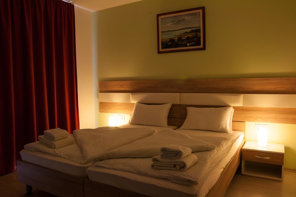 Hotel Pallone Balatonfüred Cameră foto