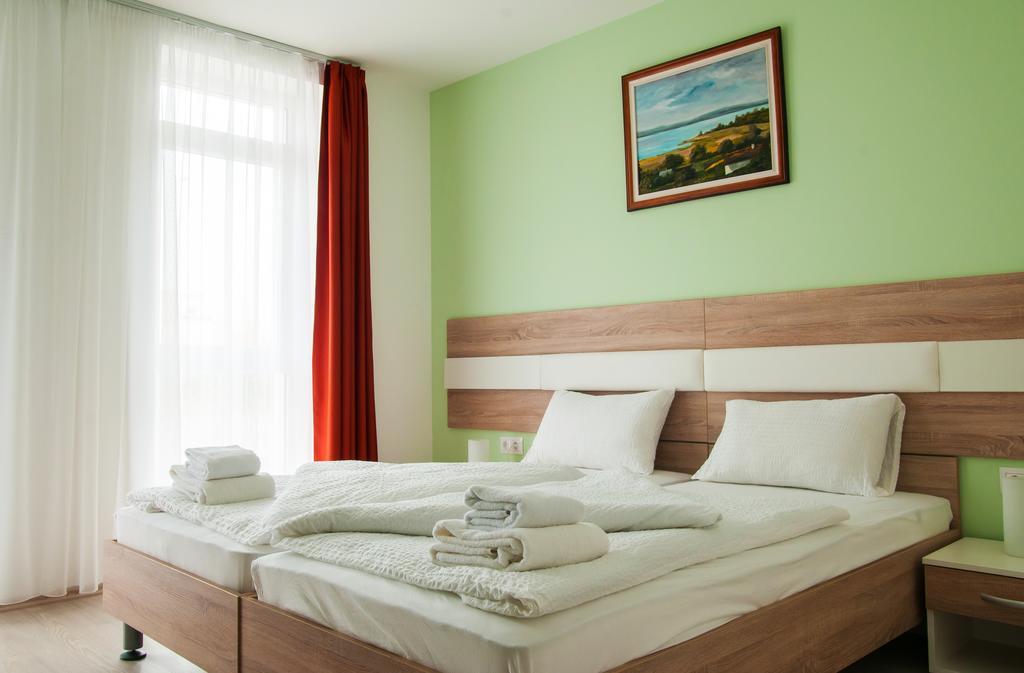 Hotel Pallone Balatonfüred Cameră foto